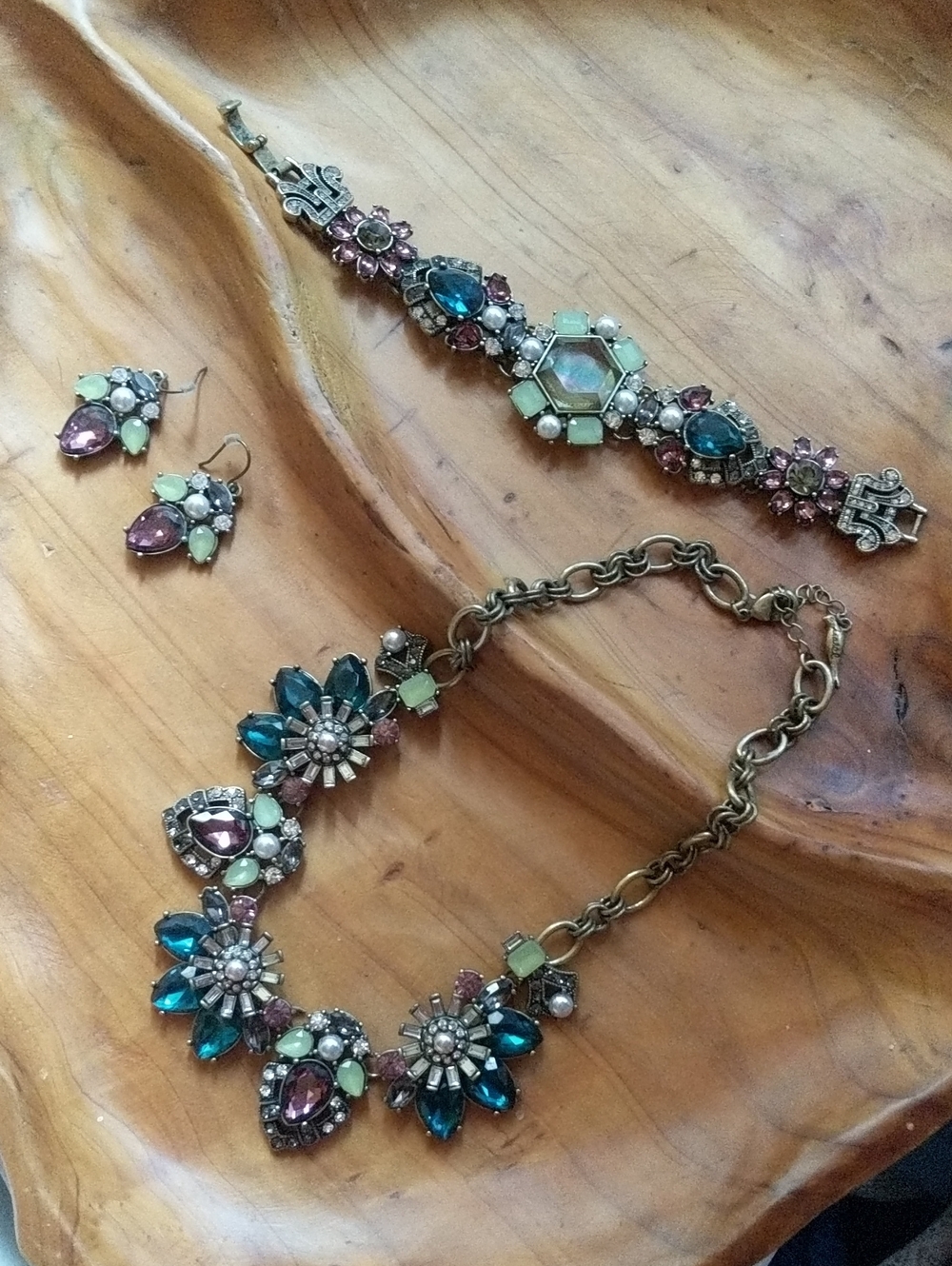 Chloe And Isabel Necklace, Bracelet & Earring Set
